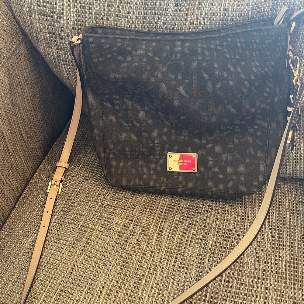 Michael Kors Black and Tan Crossbody Bag